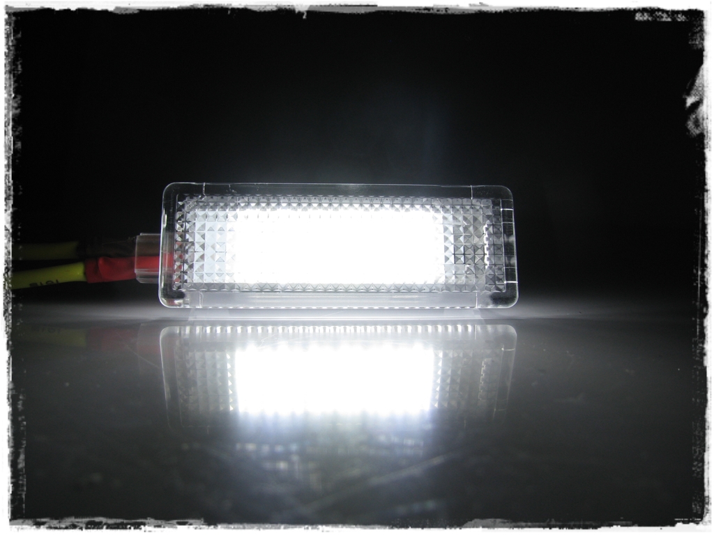 LED osvětlení kufru MINI R55 Clubman (2007-2014)
