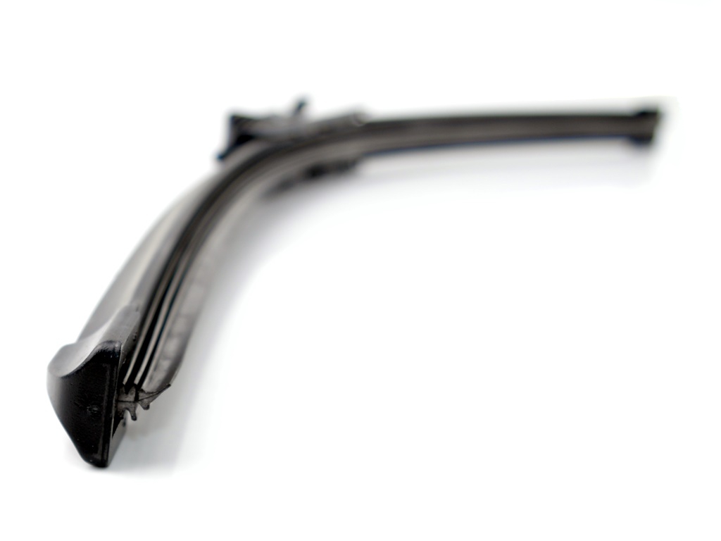 Přední stěrač 475mm (5in1)