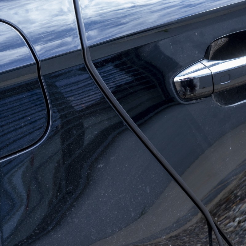 Ochranná lišta hran dveří auta (B)