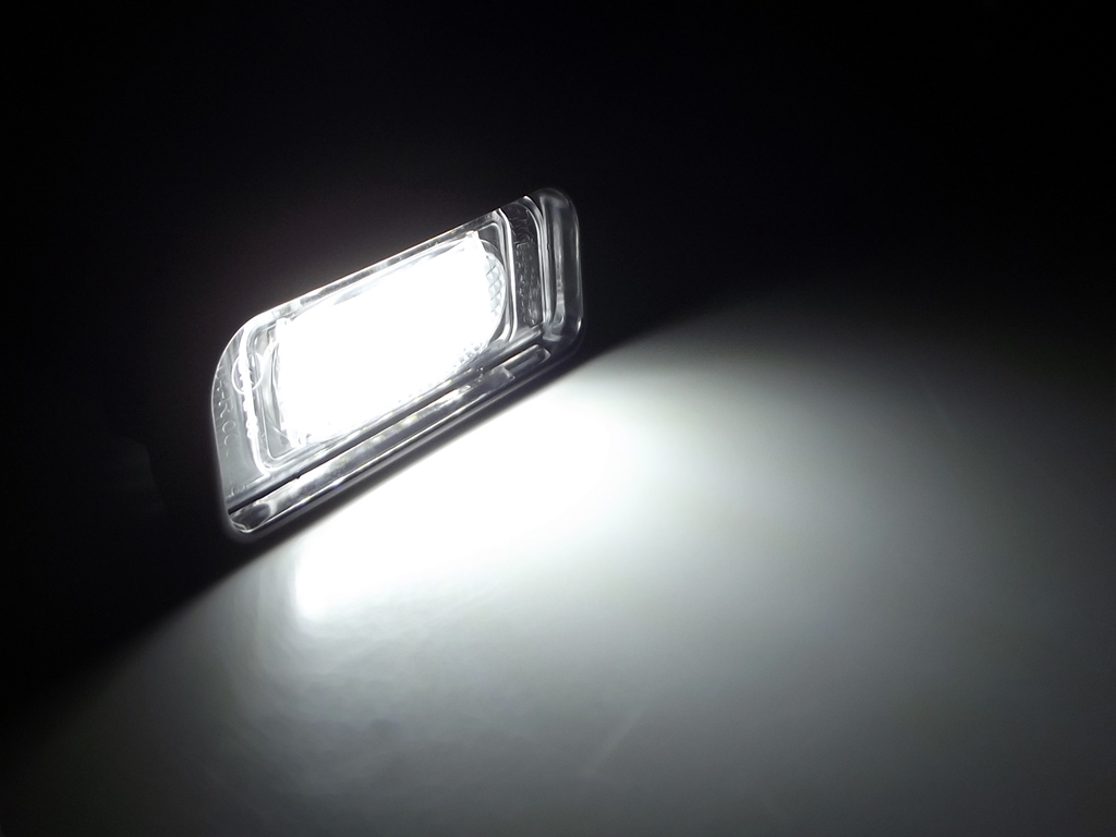 LED osvětlení SPZ MERCEDES S W220 AMG (1999-2005)