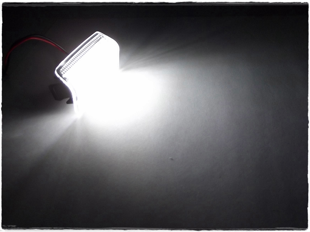 LED osvětlení dveří TOYOTA Camry XV40 (2006-2011)