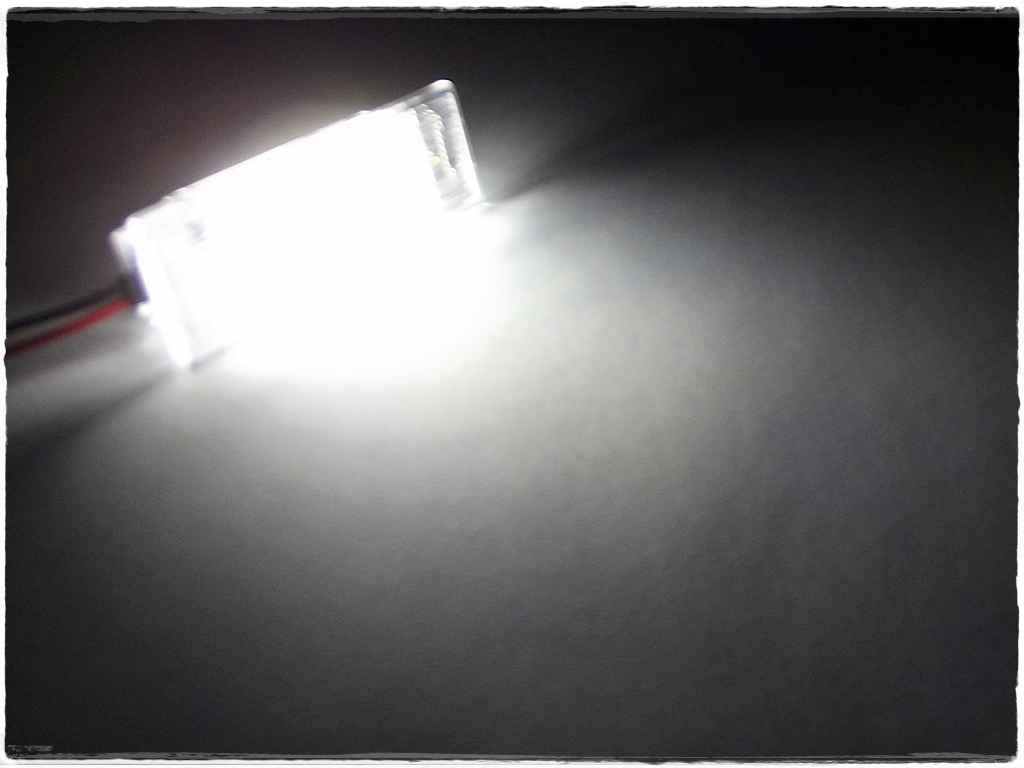 LED osvětlení prostoru nohou BMW X1 E84 FL (2013-2015)