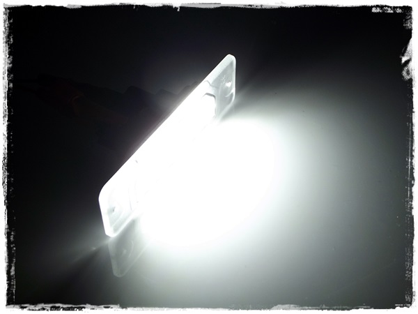 LED osvětlení SPZ INFINITI Q45 (1996-2001)