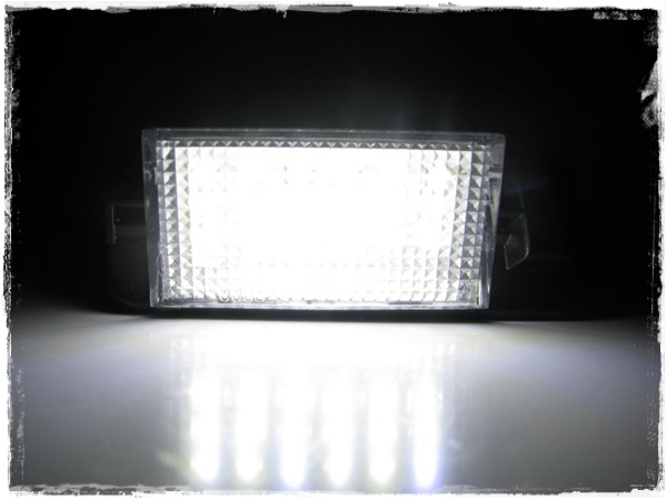 LED osvětlení SPZ BMW 7 E38 (1994-2001) (B)