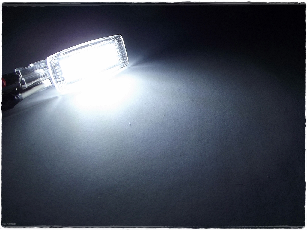 LED stropní osvětlení VW Tiguan (2008-2015)