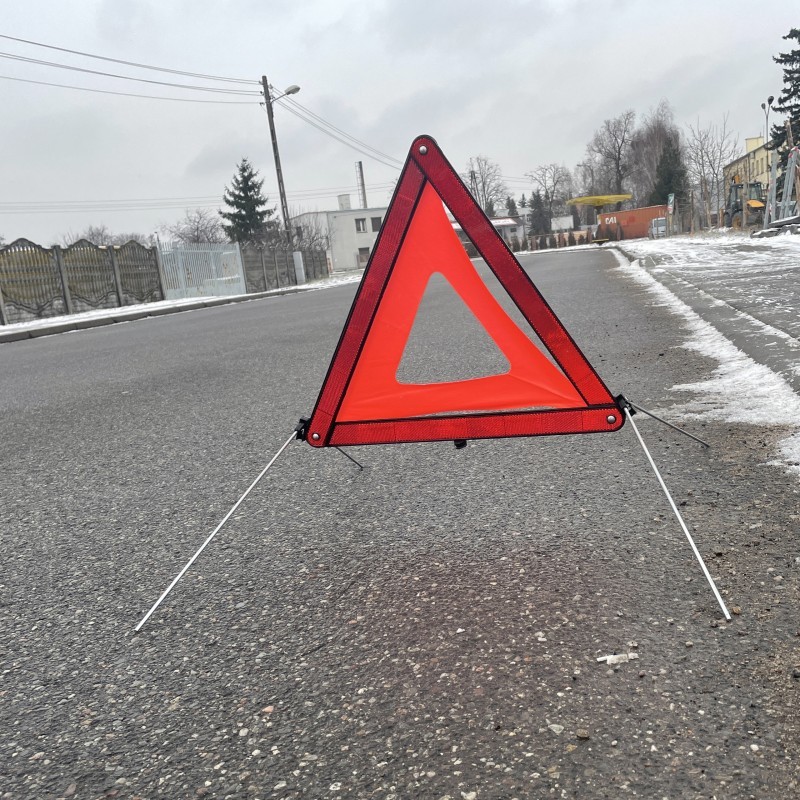 Výstražný trojúhelník do auta (homologace E4)