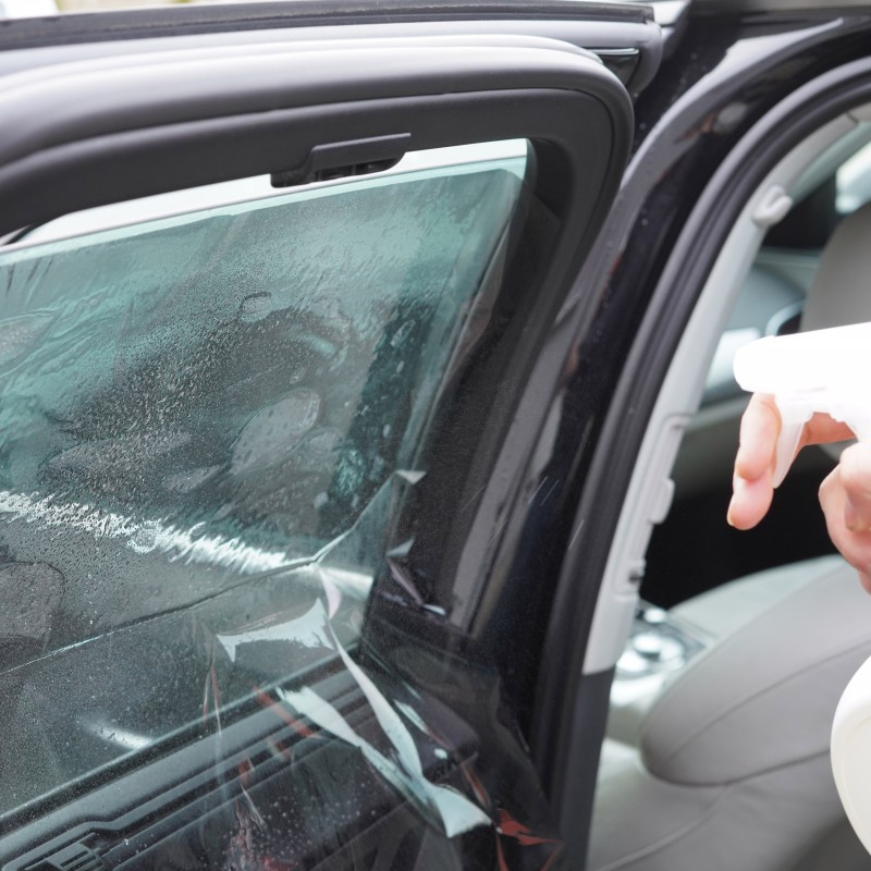 Tónovací fólie na sklo auta 65%