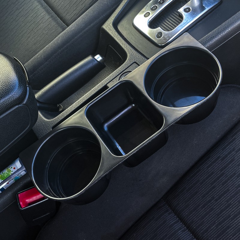 Organizér do auta / držák nápojů